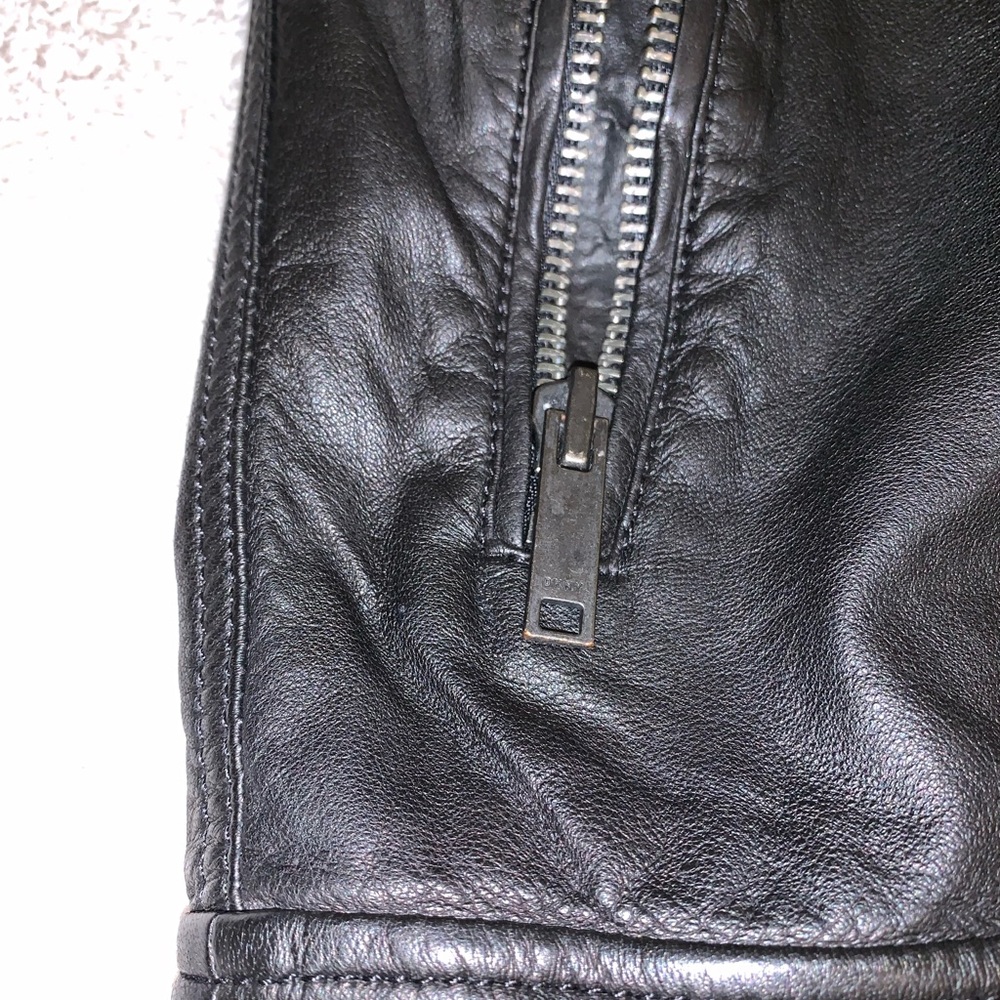 NEW. DKNY Men’s Black Leather Moto Jacket - Picture 3 of 8